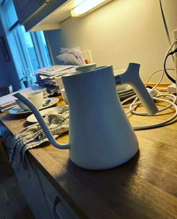 Professional Product Photo with AI on Lumageni — before